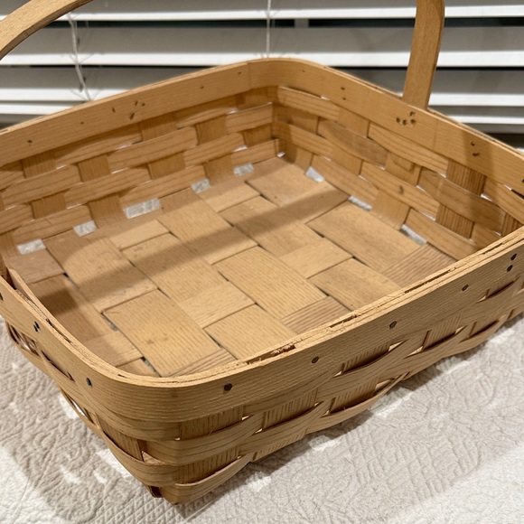 PeteboroTan Woven Basket with Handle - Picture 5 of 6